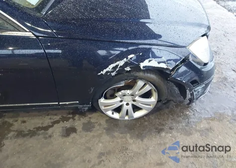 2008 Mercedes-Benz C 300 Luxury 4Matic/Sport 4Matic from USA, damaged, VIN WDDGF81X18F136384